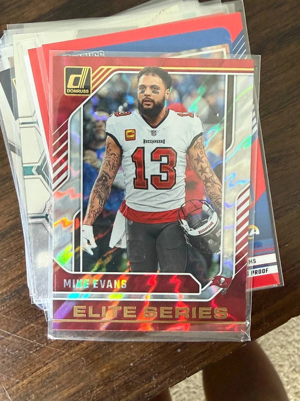 Mike Evans Elite Series Red Football Trading Card